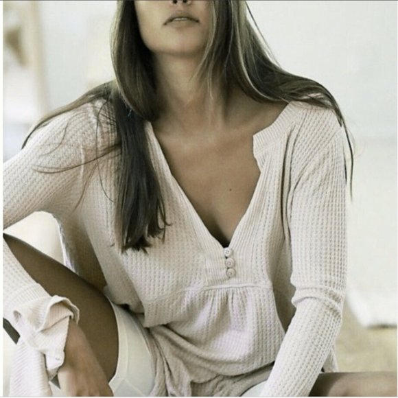 FREE PEOPLE OATMEAL OLIVIA HENLEY WAFFLE TUNIC TOP - Picture 3 of 9